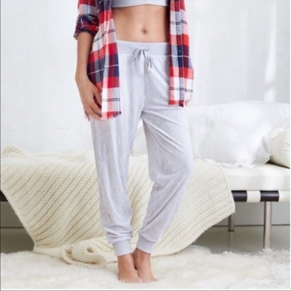 aerie Pants - Aerie crushed velvet joggers